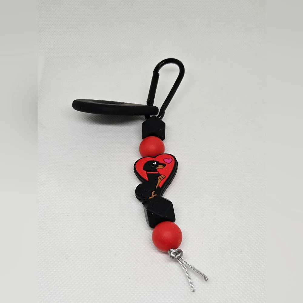 NWT Handcrafted Beaded Cutest Dachshund with Heart Black Dog  Poop Bag Holder